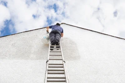Peinture extérieure à Engins — façades et ravalement